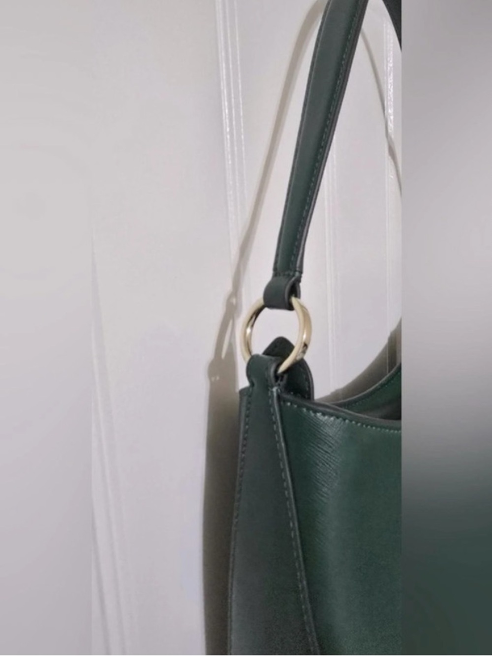 Kate Spade Perry Emerald Green
Handbag NWOT - Picture 11 of 16